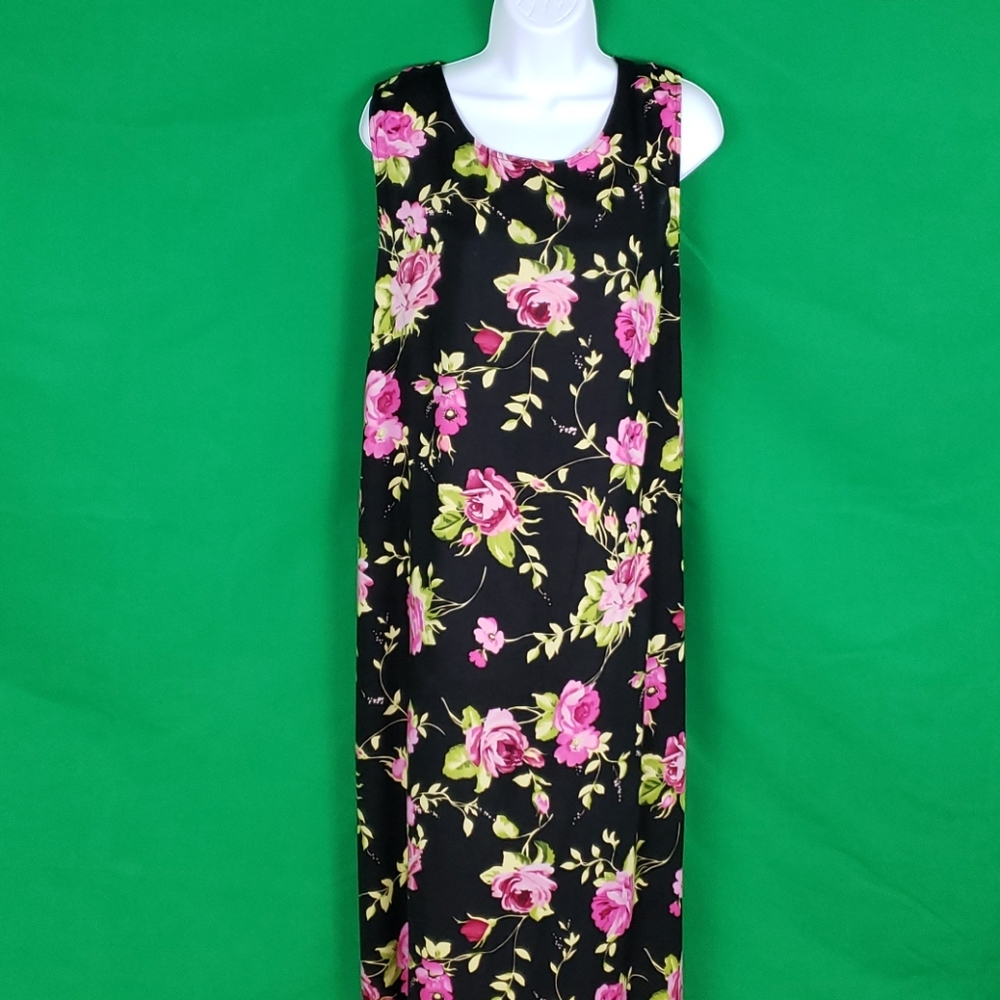 Long sleeveless dress **last chance**